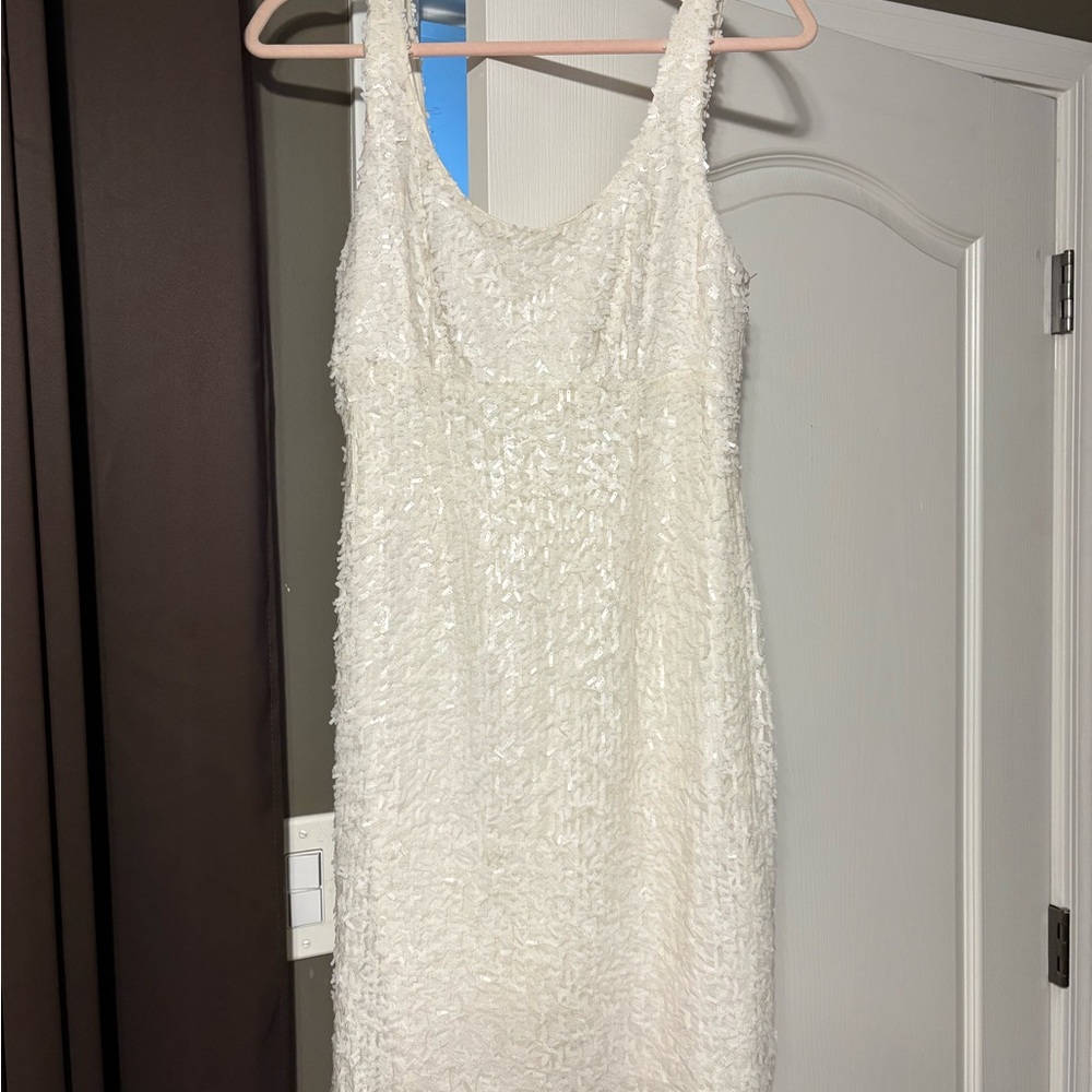 Elegant White Midi Dress